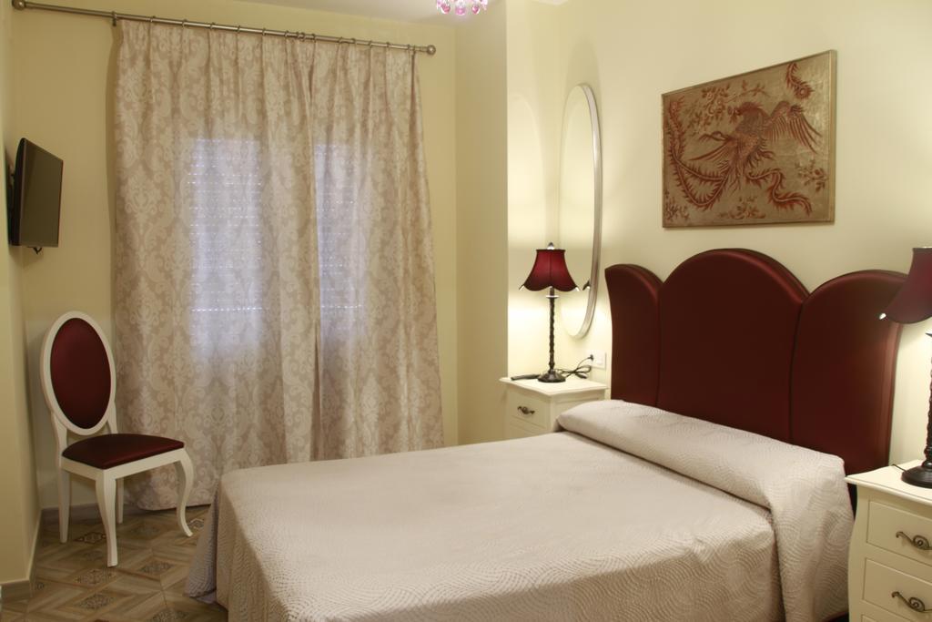 Hostal Flor De Lis- Lojo Hotel Conil De La Frontera Ngoại thất bức ảnh